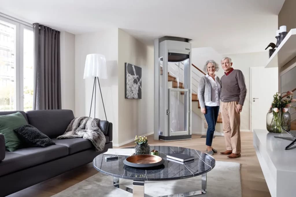 Stiltz Duo Alta homelift in a modern home - compact glass cabin with aluminum frame